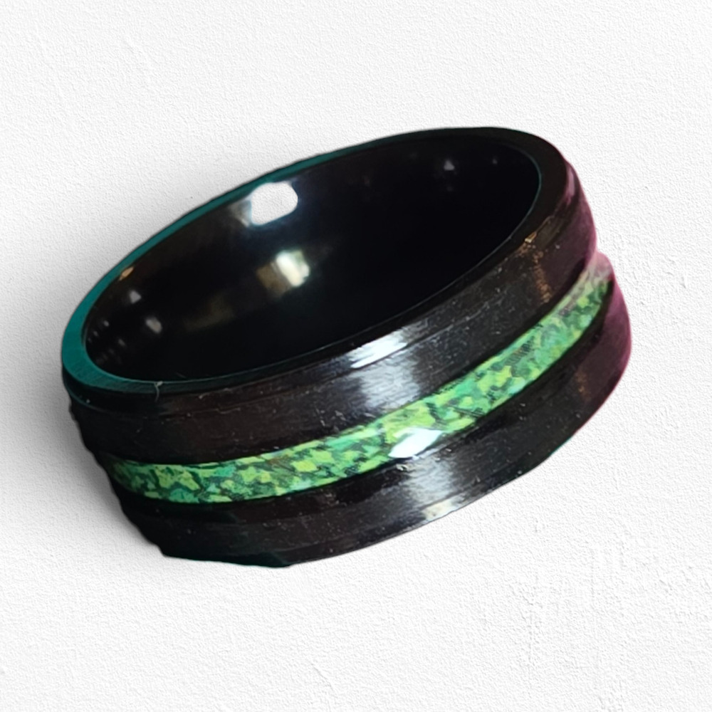 Black Stainless Steel Ring Green Mosaic Inlay Wide Band Size 8 New in Box